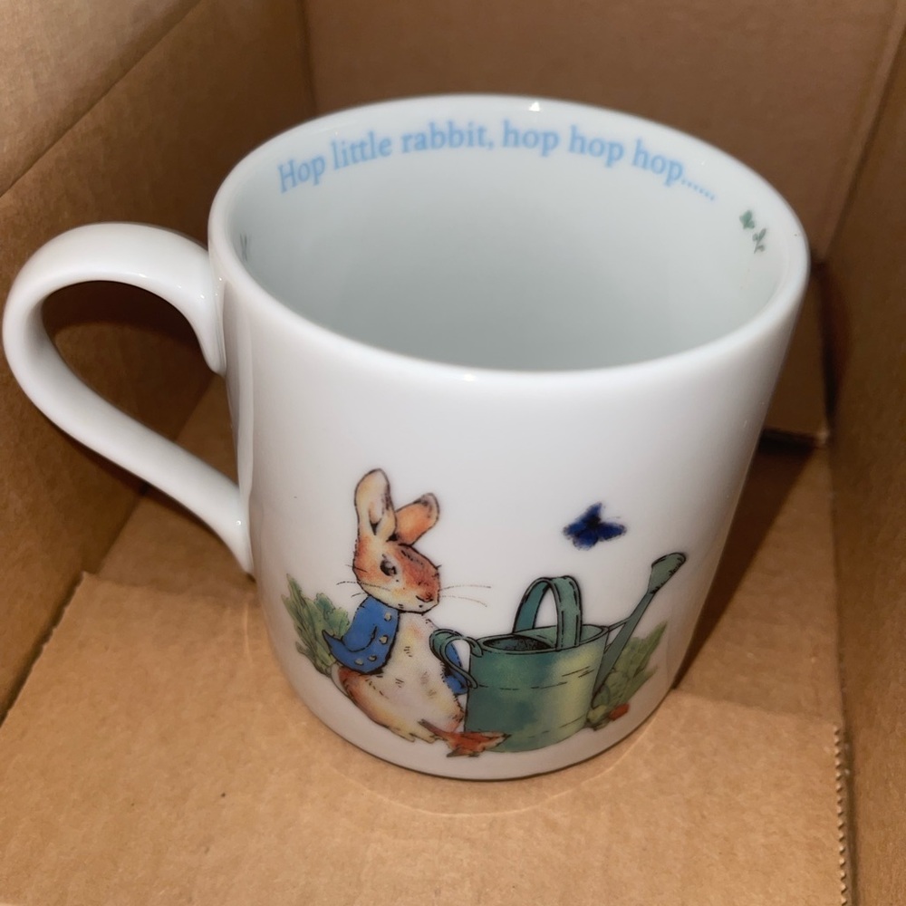 Wedgwood Peter Rabbit Coffee Cup Beatrix Potter Story Book Illustrations #106